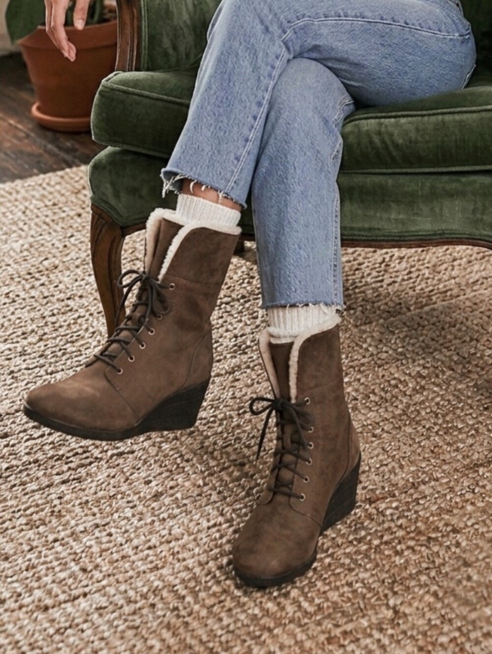 UGG Brown Suede Shearling Lace Up Boots- Size 8